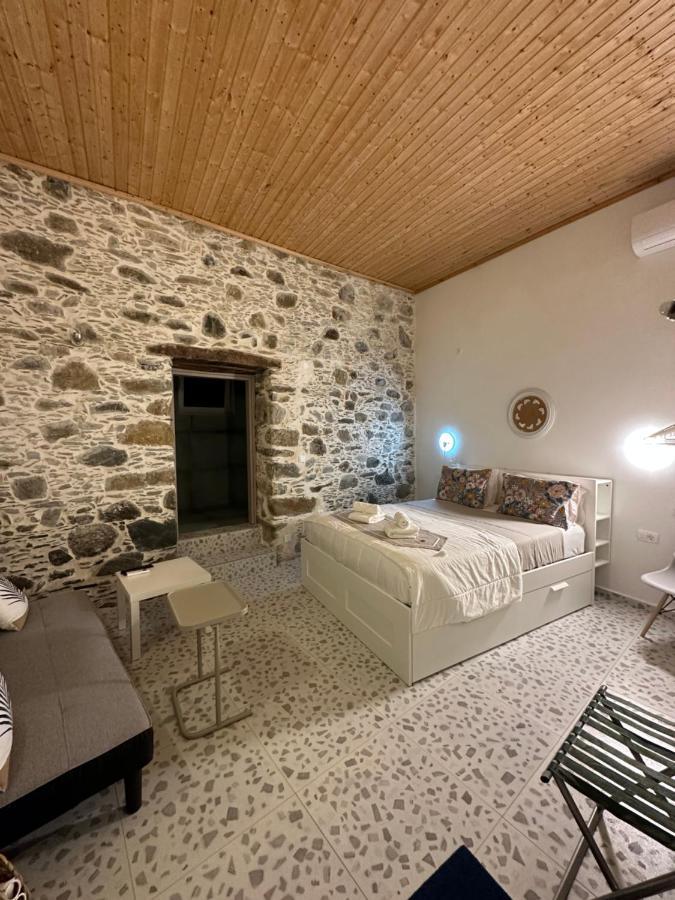 Готель Cocooning Blue House Elafonisi Vathi  Екстер'єр фото